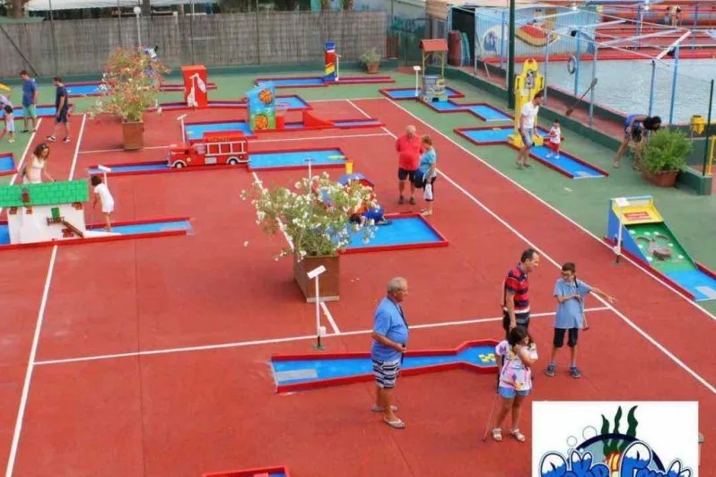 Mini golf para niños en la manga del mar menor 1024x1024