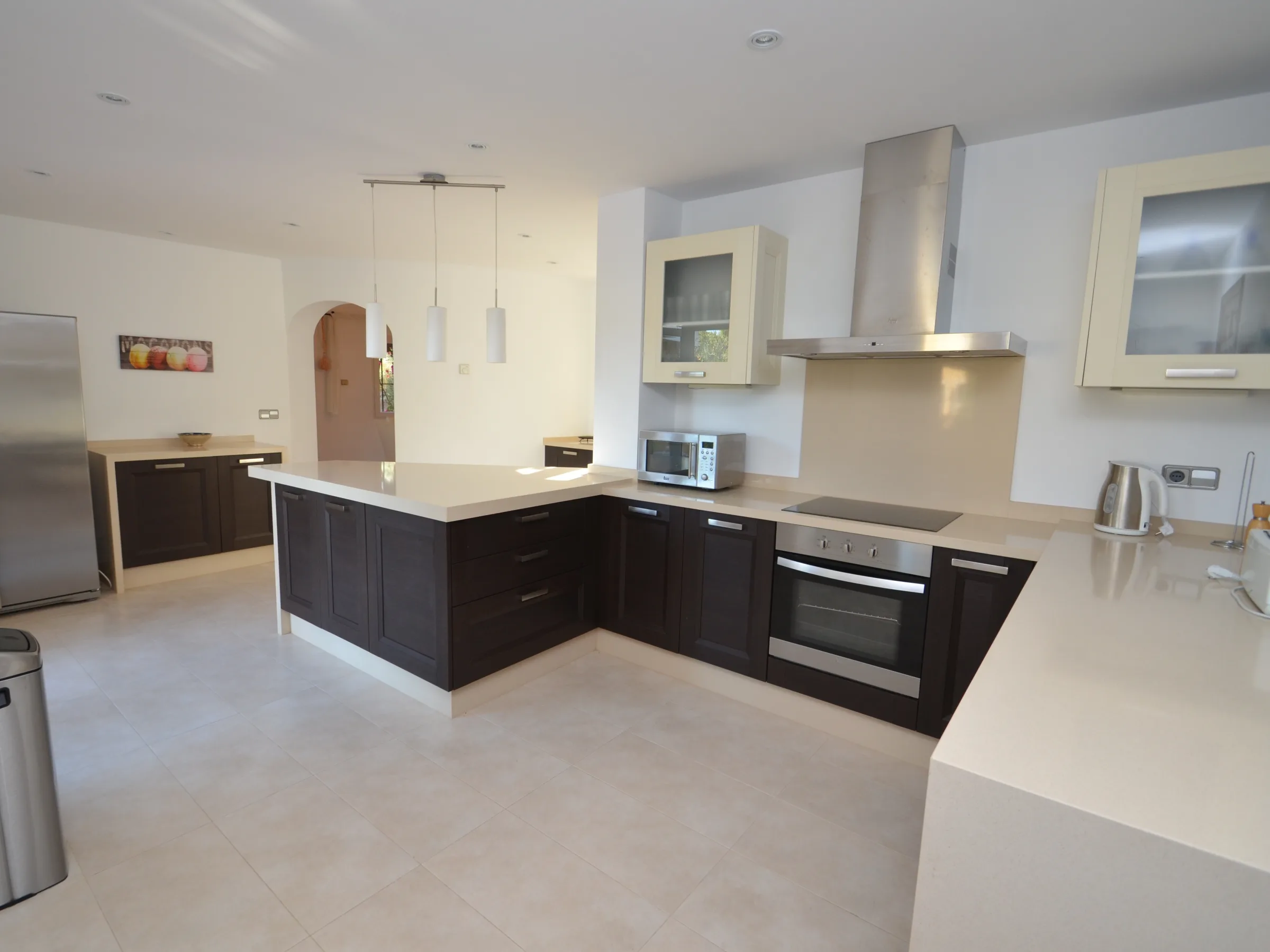V134 Kitchen