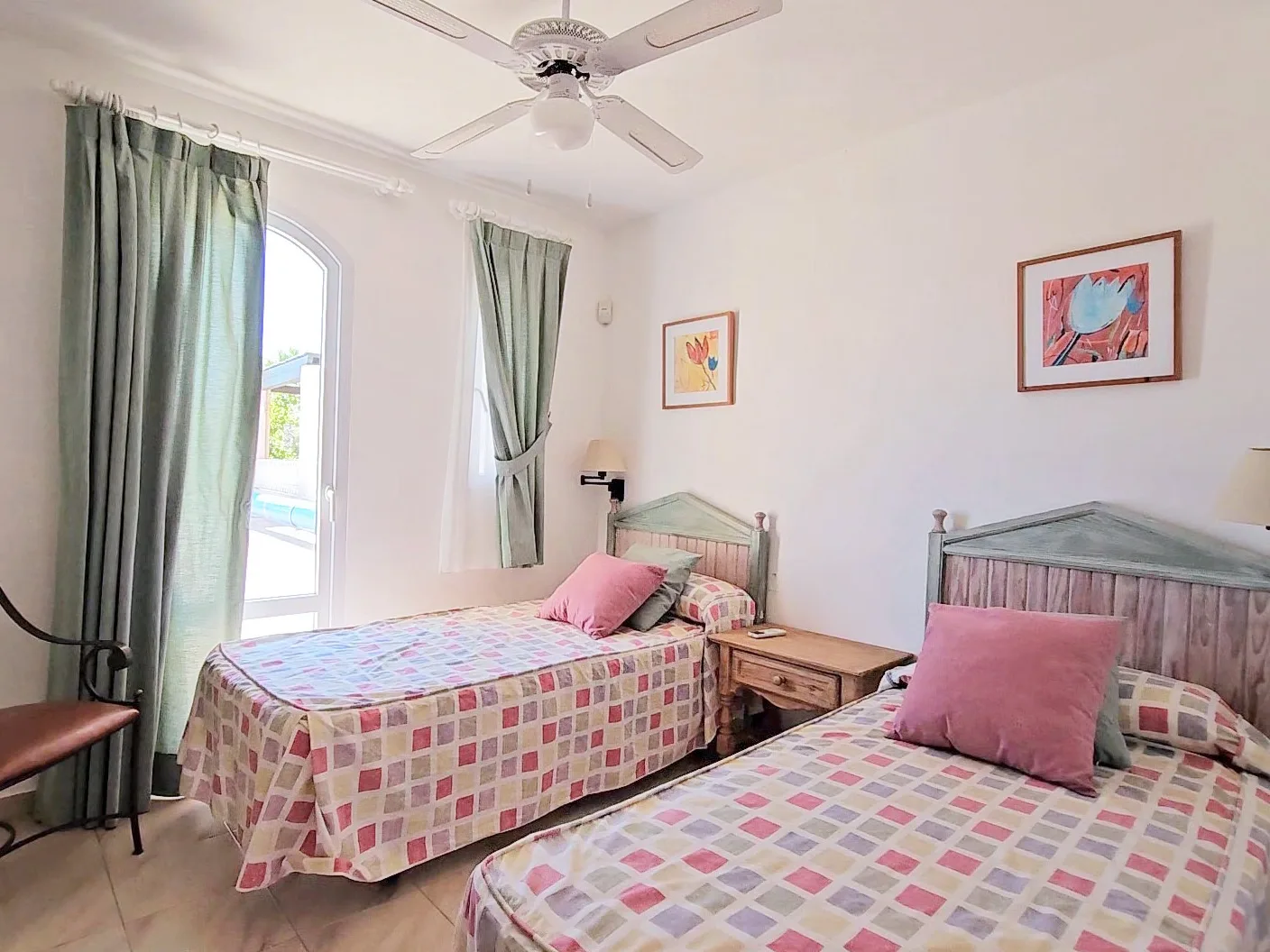 IV154 Bedroom 4