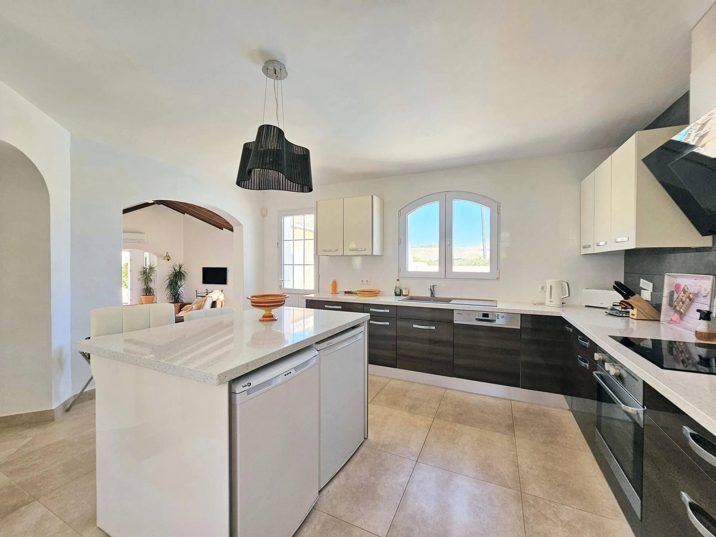 IV154 Kitchen 2