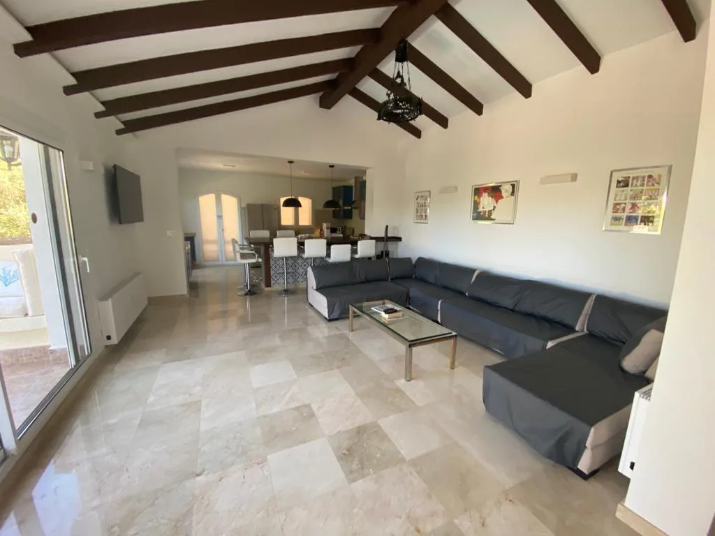 V192 living area mtime20220701154647