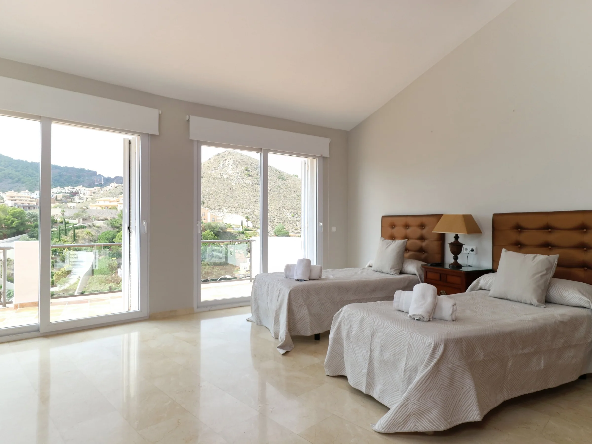 V52 Bed 2 mtime20191223120431