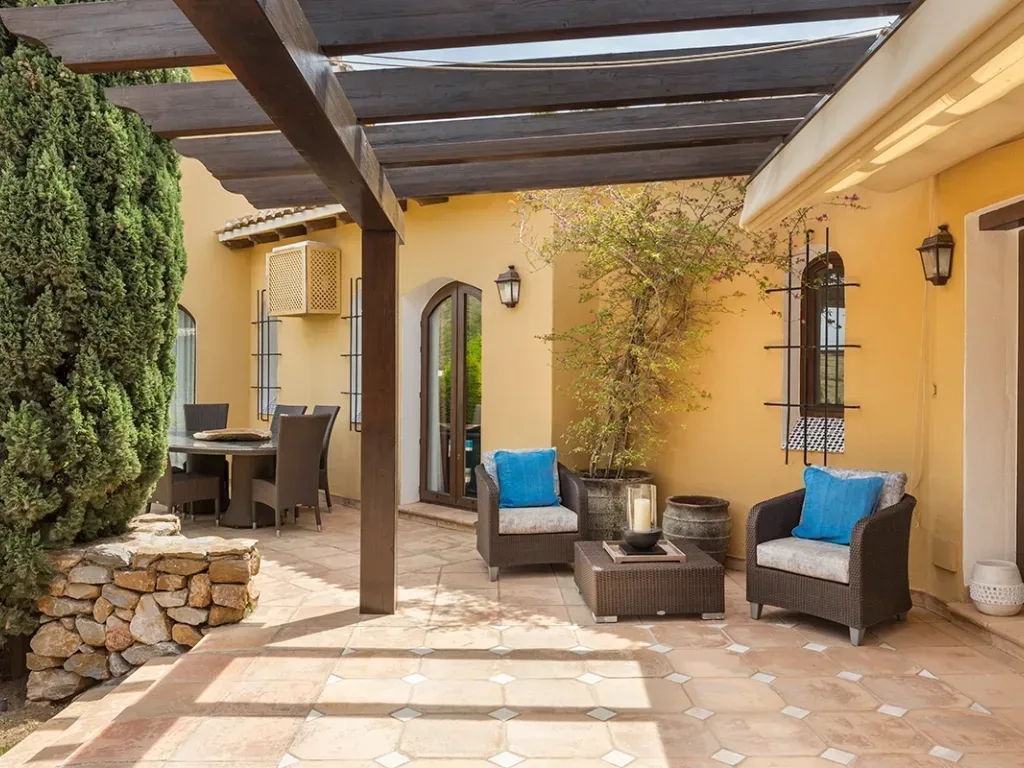 Villa70 008 Garden
